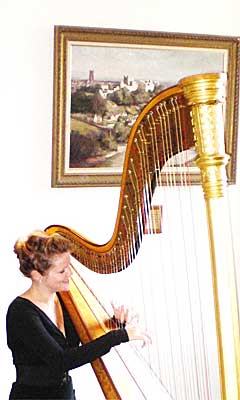 Emma Whitaker Experienced Harpist